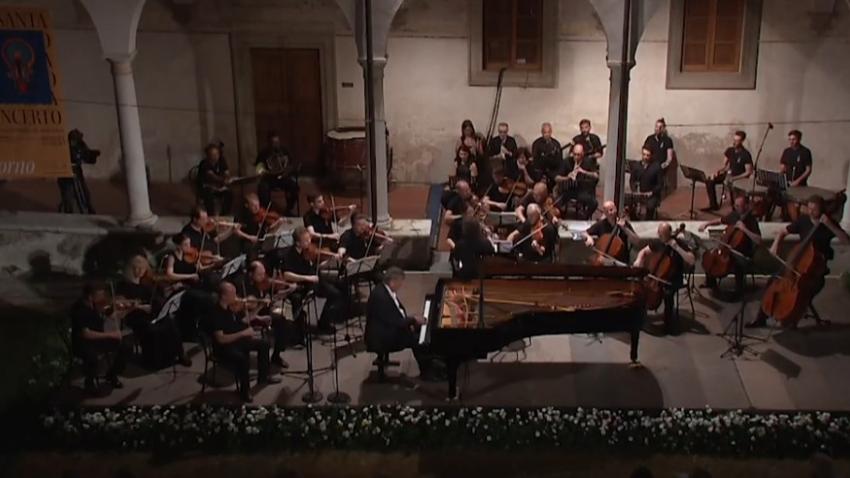 Boris Berezovsky, piano, Yuri Bashmet, conductor and the Moscow Soloists